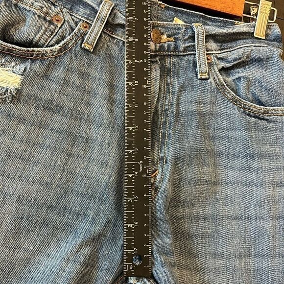 Levi’s 80’s Mom Jean W30 L30 Distressed High Rise Cotton Jeans - Picture 11 of 15